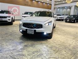 انفنتي FX